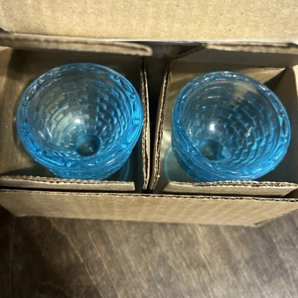 Vintage Longaberger 2 Aqua Blue Basket Weave Glass Egg Cups 2002 Made in USA Box - Picture 4 of 5
